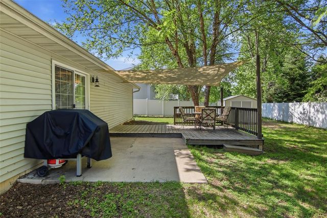 122 Eagle Ridge Court, Eau Claire, WI 54703