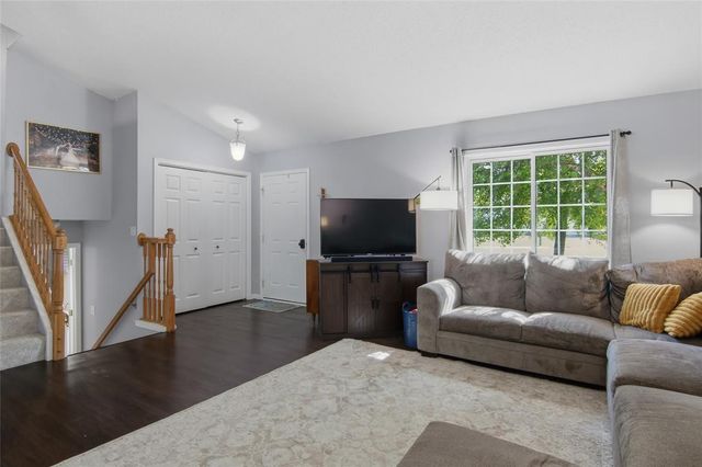 122 Eagle Ridge Court, Eau Claire, WI 54703