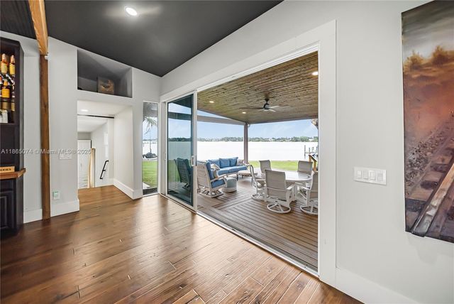 1020 Lands End Way, Jupiter, FL 33458
