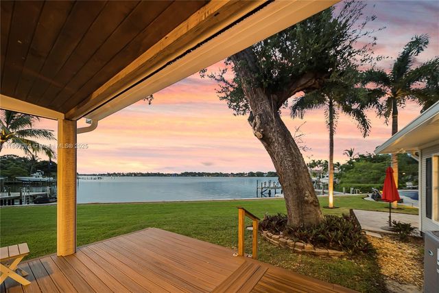 1020 Lands End Way, Jupiter, FL 33458