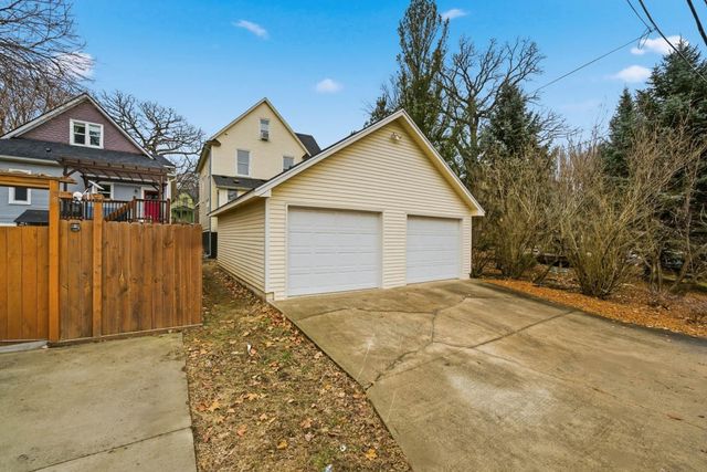 736 20th Street, Des Moines, IA 50314