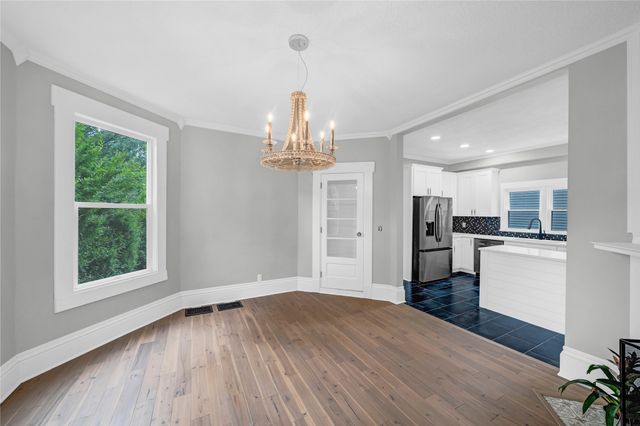 736 20th Street, Des Moines, IA 50314