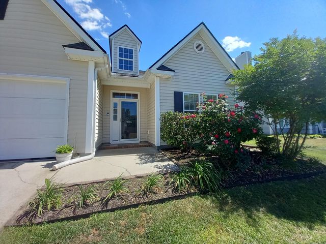 206 Equinox Circle, Ladson, SC 29456