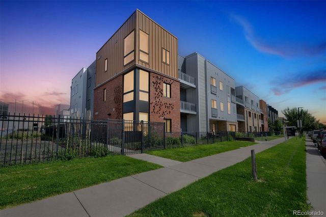 2525 Arapahoe Street RD213, Denver, CO 80205