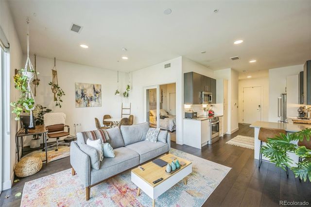 2525 Arapahoe Street RD213, Denver, CO 80205