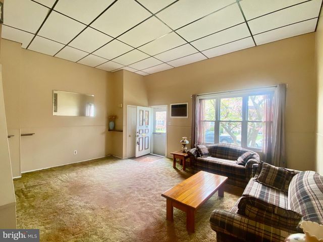 134 FRONEFIELD AVE, Linwood, PA 19061