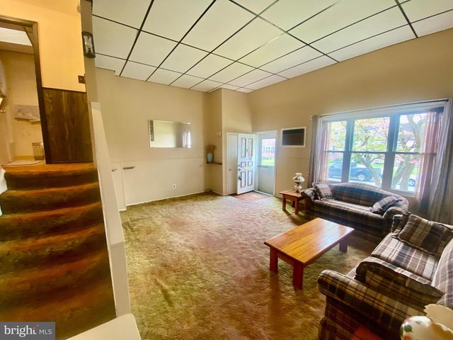 134 FRONEFIELD AVE, Linwood, PA 19061