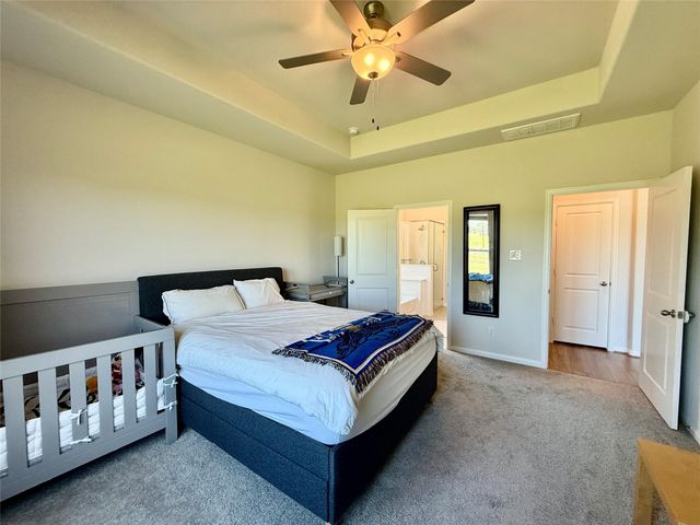 307 Twin Lakes Blvd West, West Columbia, TX 77486