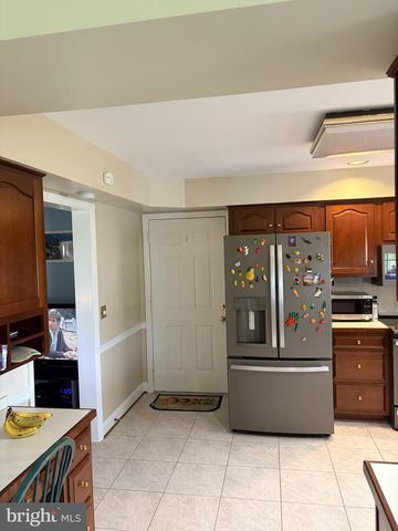 15613 NATURAL WELL RD, Williamsport, MD 21795