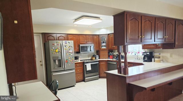 15613 NATURAL WELL RD, Williamsport, MD 21795