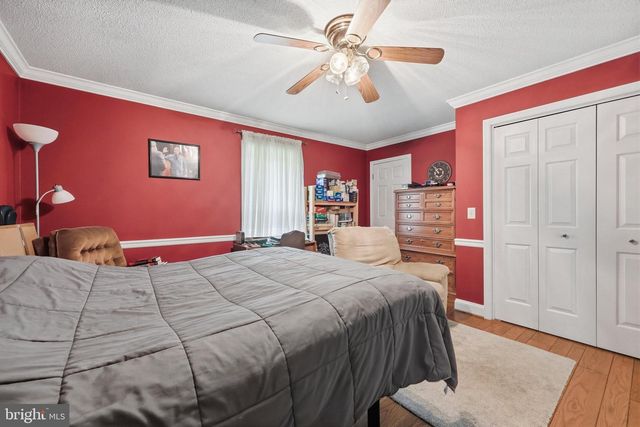15613 NATURAL WELL RD, Williamsport, MD 21795