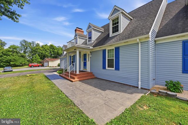 15613 NATURAL WELL RD, Williamsport, MD 21795