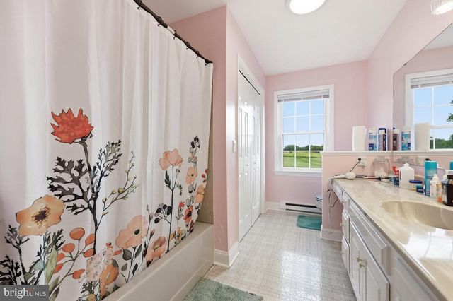 15613 NATURAL WELL RD, Williamsport, MD 21795