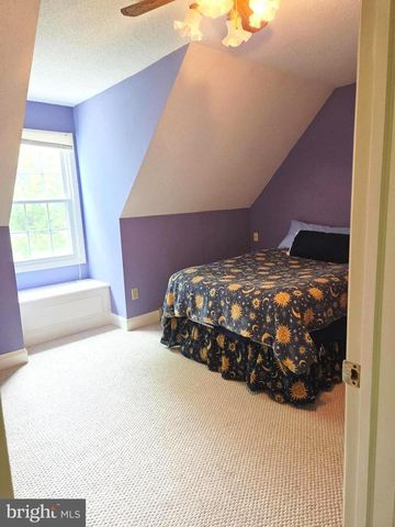 15613 NATURAL WELL RD, Williamsport, MD 21795