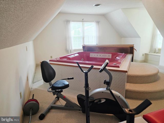15613 NATURAL WELL RD, Williamsport, MD 21795