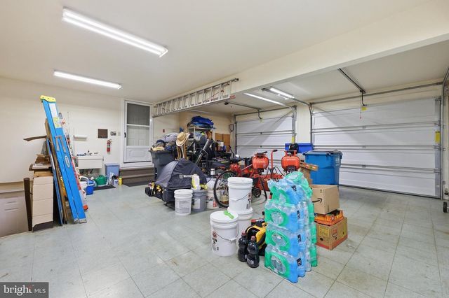 15613 NATURAL WELL RD, Williamsport, MD 21795
