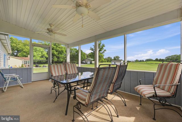 15613 NATURAL WELL RD, Williamsport, MD 21795