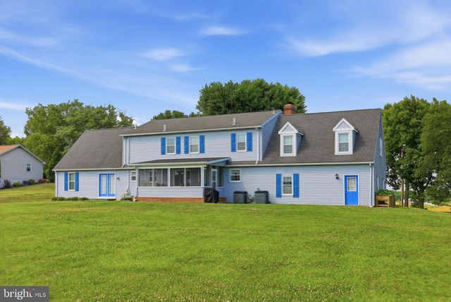 15613 NATURAL WELL RD, Williamsport, MD 21795