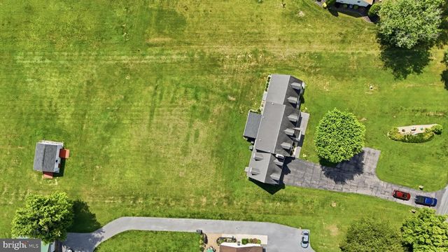 15613 NATURAL WELL RD, Williamsport, MD 21795