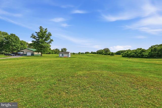 15613 NATURAL WELL RD, Williamsport, MD 21795