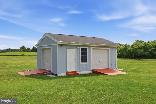 15613 NATURAL WELL RD, Williamsport, MD 21795