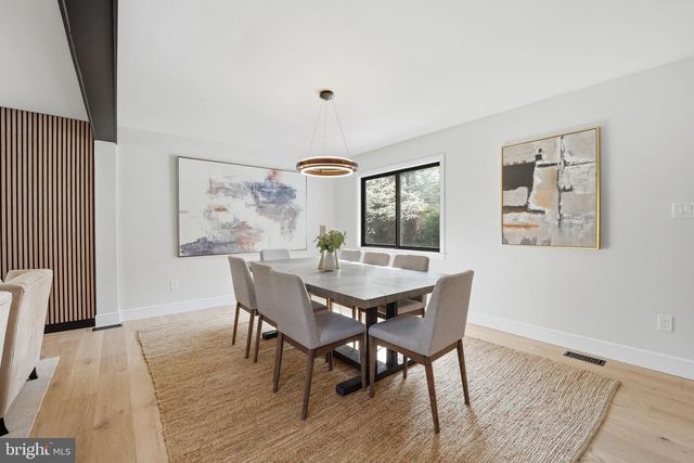 7109 IDYLWOOD RD, Falls Church, VA 22043