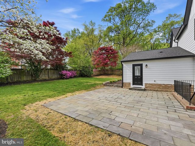 7109 IDYLWOOD RD, Falls Church, VA 22043