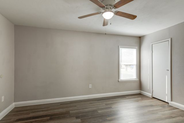 6612 Avalon Drive, Watauga, TX 76148