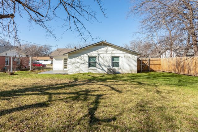 6612 Avalon Drive, Watauga, TX 76148