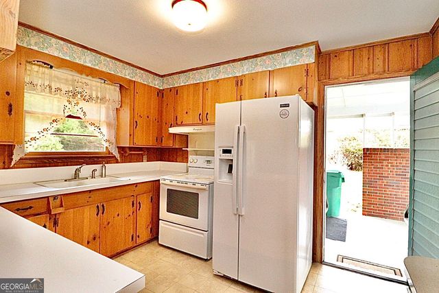 1206 McRee Drive, Valdosta, GA 31602