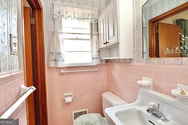 1206 McRee Drive, Valdosta, GA 31602