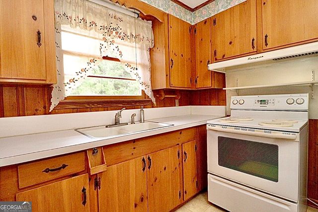 1206 McRee Drive, Valdosta, GA 31602