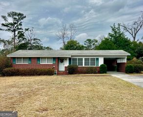 1206 McRee Drive, Valdosta, GA 31602