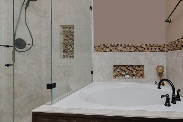 23 E Summer Storm Circle, The Woodlands, TX 77381