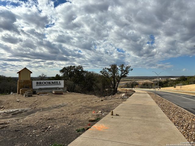 9973 Sherman View, Converse, TX 78109