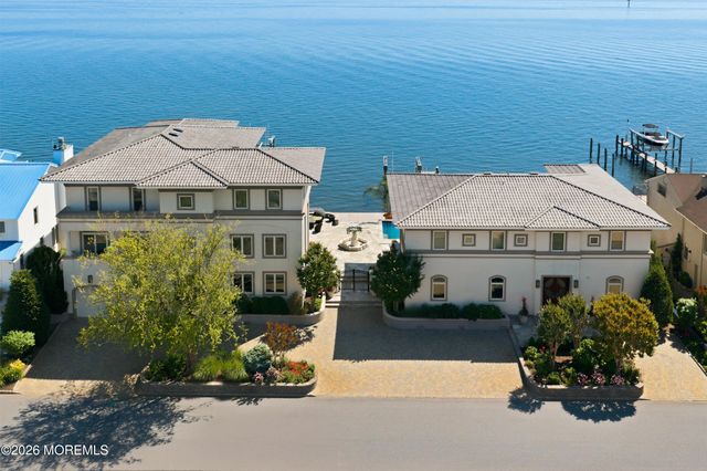 3331-3333 Long Point Drive, Toms River, NJ 08753