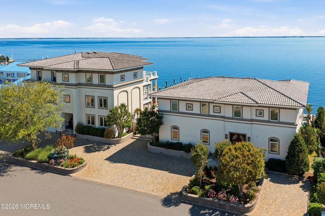 3331-3333 Long Point Drive, Toms River, NJ 08753