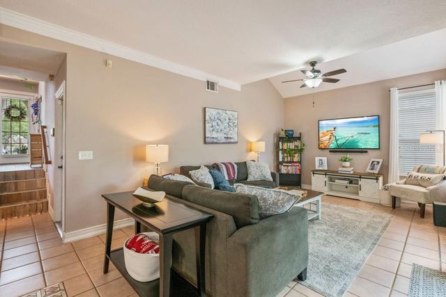 2837 CAYMAN WAY, Orlando, FL 32812