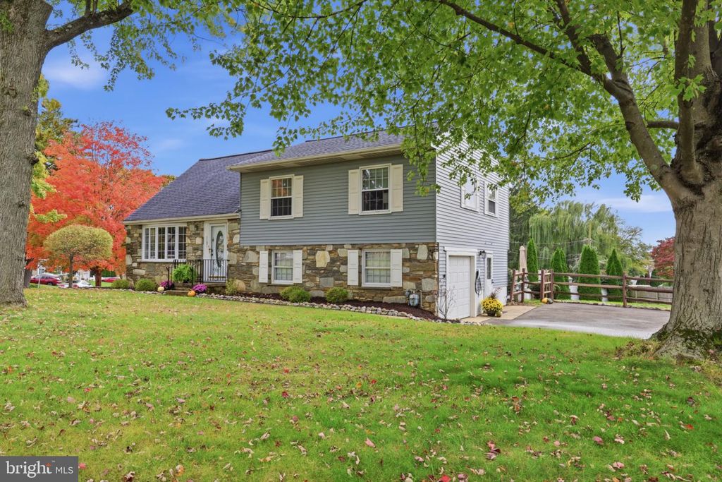 1131 TOMLINSON RD, SOUTHAMPTON, PA 18966 — photo 5