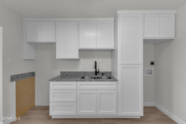 7727 ADOBE Drive, El Paso, TX 79915