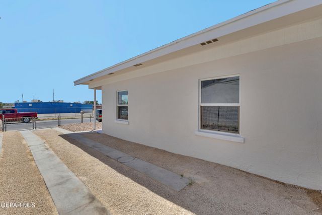7727 ADOBE Drive, El Paso, TX 79915