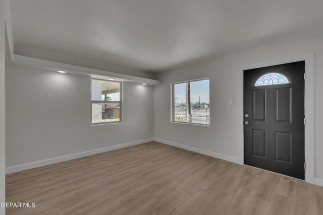 7727 ADOBE Drive, El Paso, TX 79915
