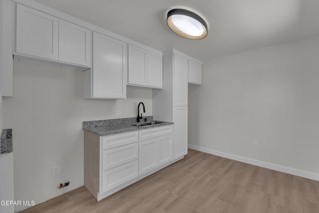7727 ADOBE Drive, El Paso, TX 79915