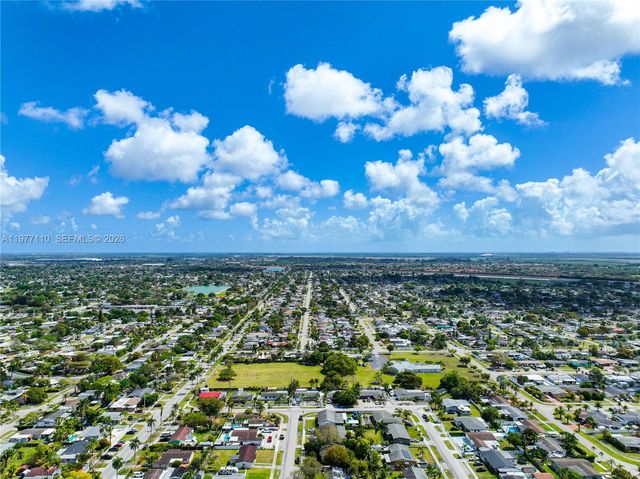 15611 SW 296th St, Homestead, FL 33033
