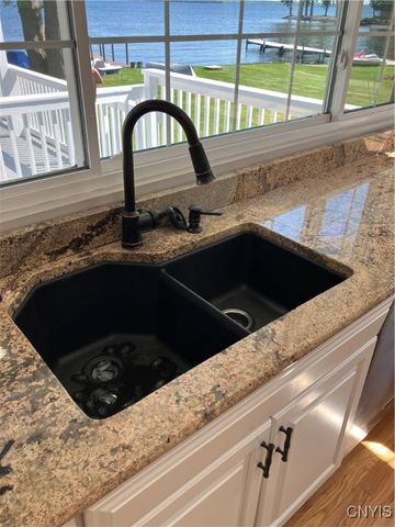 6433 Long Point Road, Cicero, NY 13029