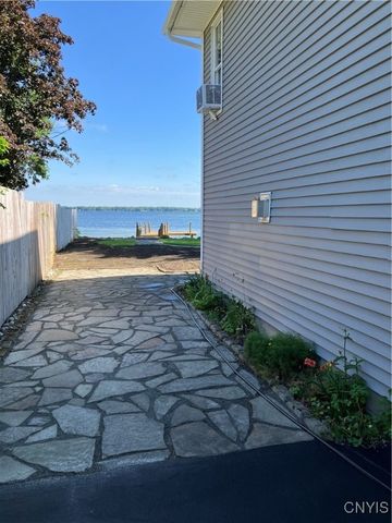 6433 Long Point Road, Cicero, NY 13029