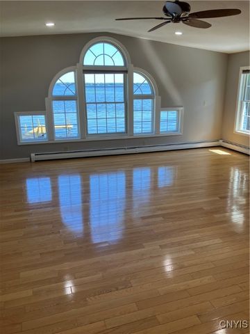 6433 Long Point Road, Cicero, NY 13029