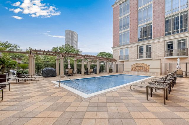 1616 Fountain View Drive 407, Houston, TX 77057