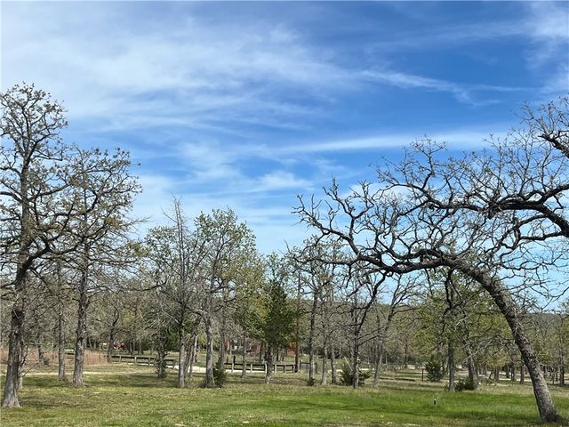 5610 Private Road 4015, Somerville, TX 77879