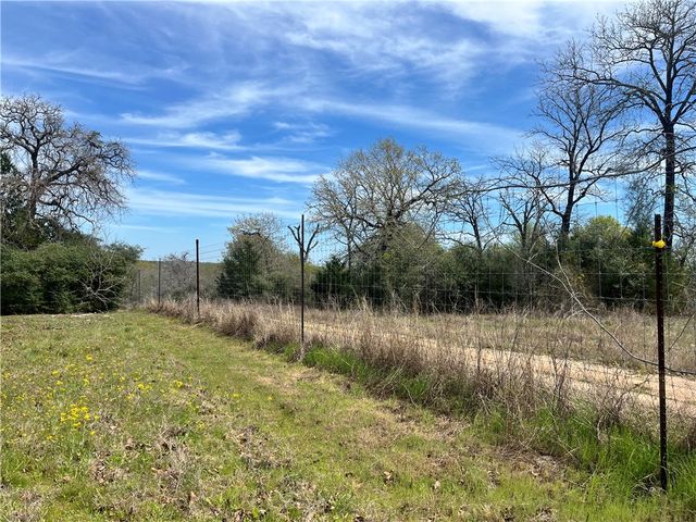 5610 Private Road 4015, Somerville, TX 77879